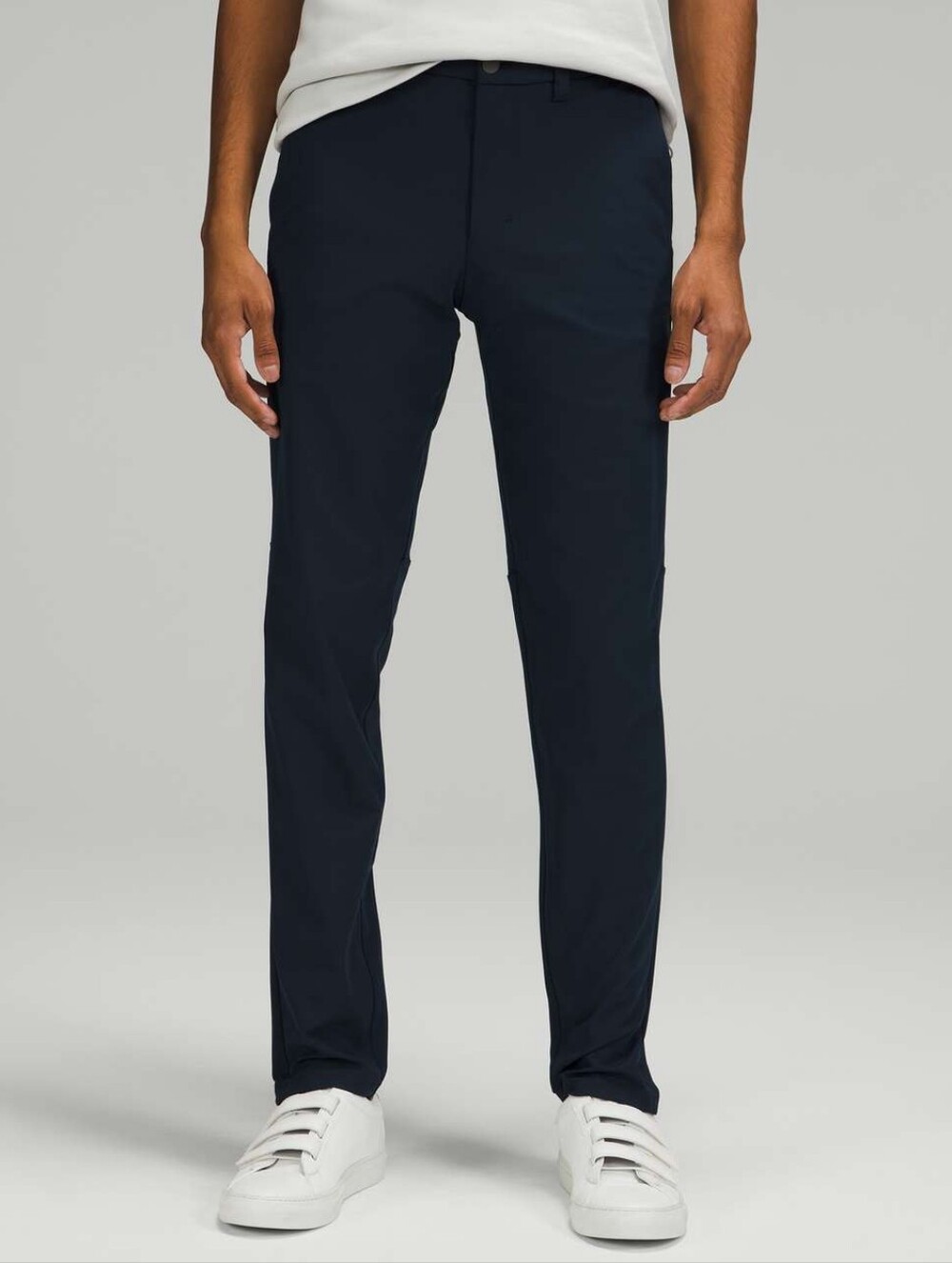 Lululemon Men’s Commission Pant Slim Warpstreme 32” True Navy Size 30